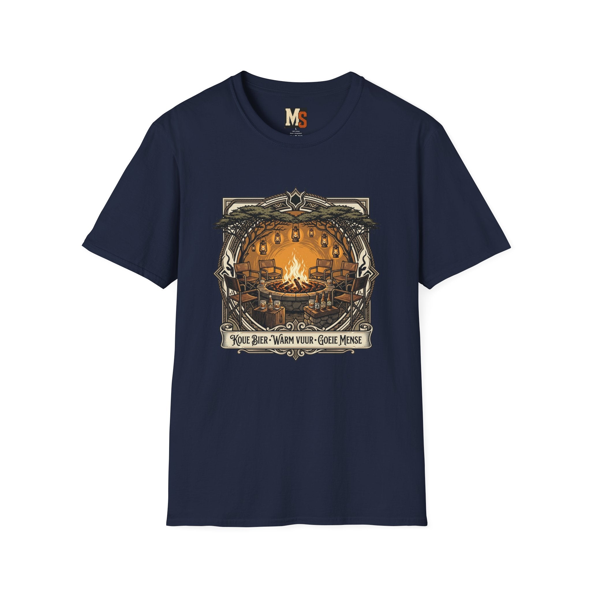 Koue bier, warm vuur, goeie mense T-shirt