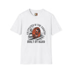 Cultivated in the country - built by hand T-shirt