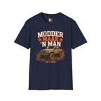 Modder maak 'n man T-shirt