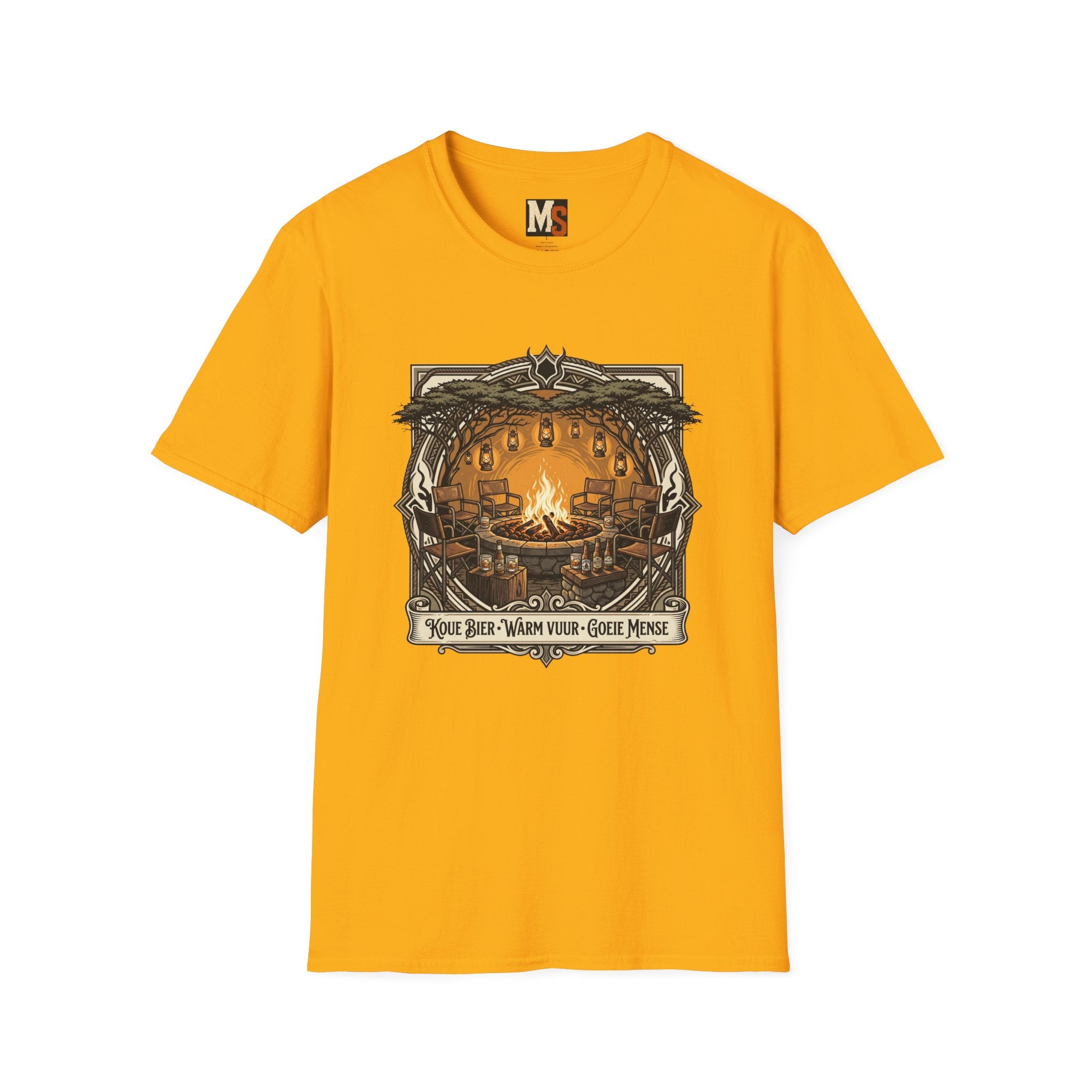 Koue bier, warm vuur, goeie mense T-shirt