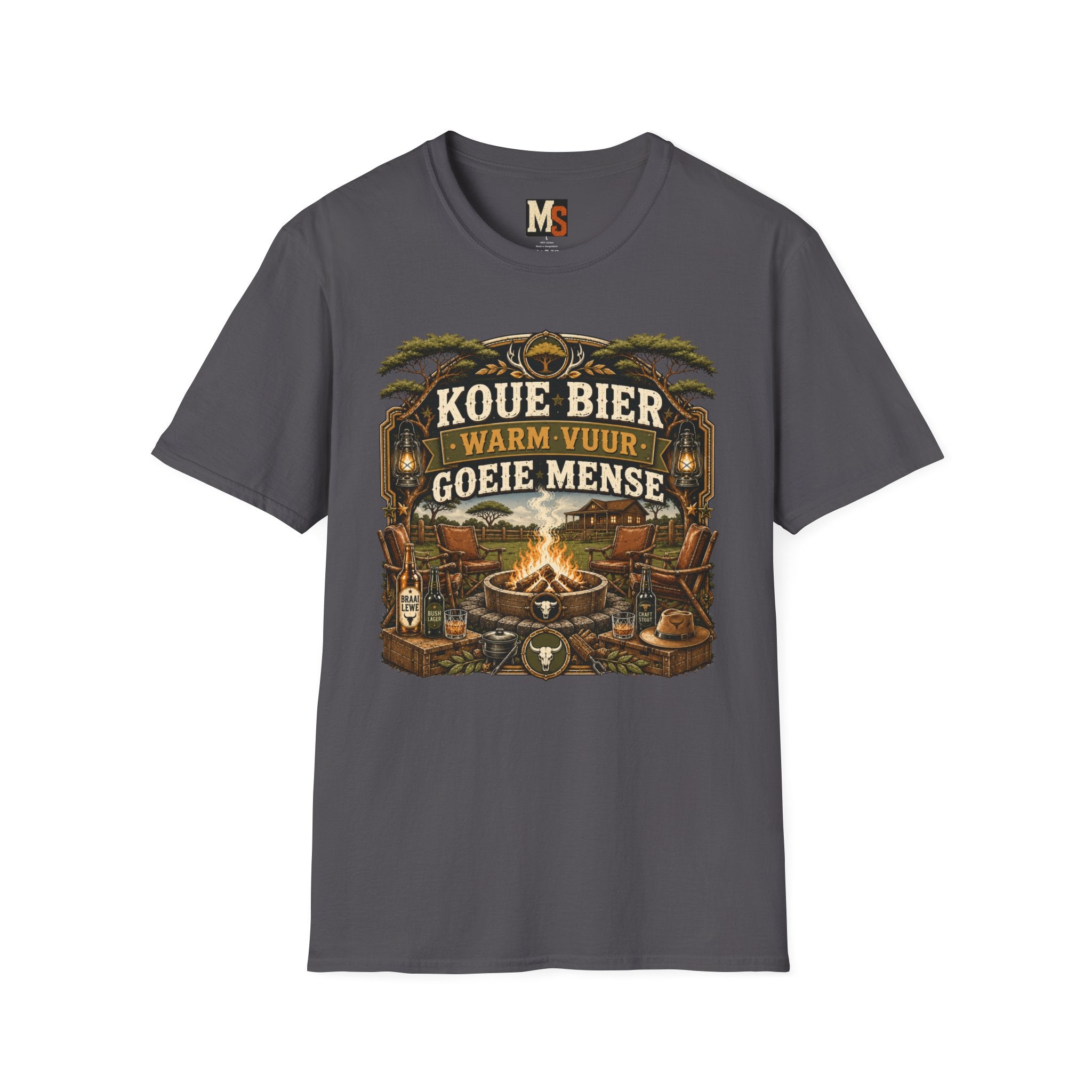 Koue bier, warm vuur, goeie mense T-shirt