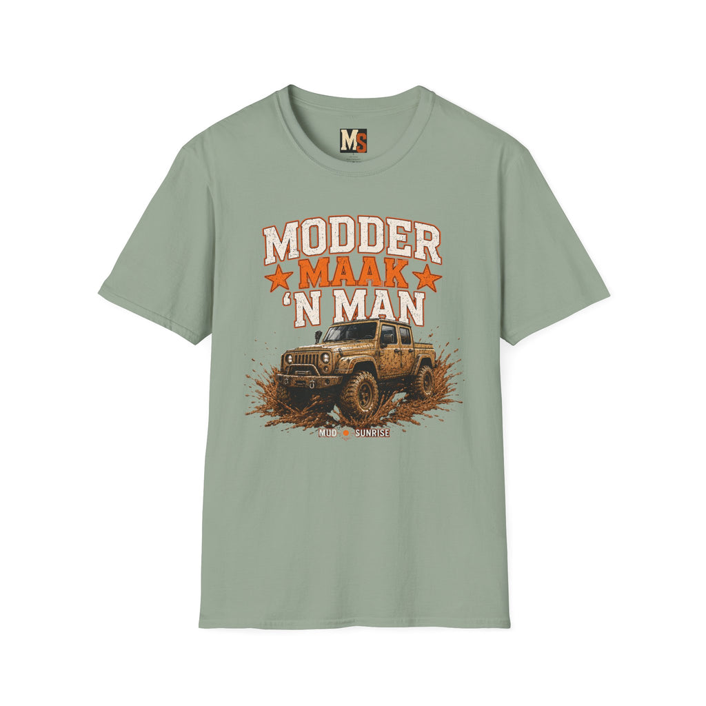 Modder maak 'n man T-shirt