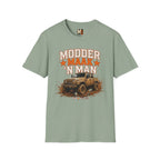 Modder maak 'n man T-shirt