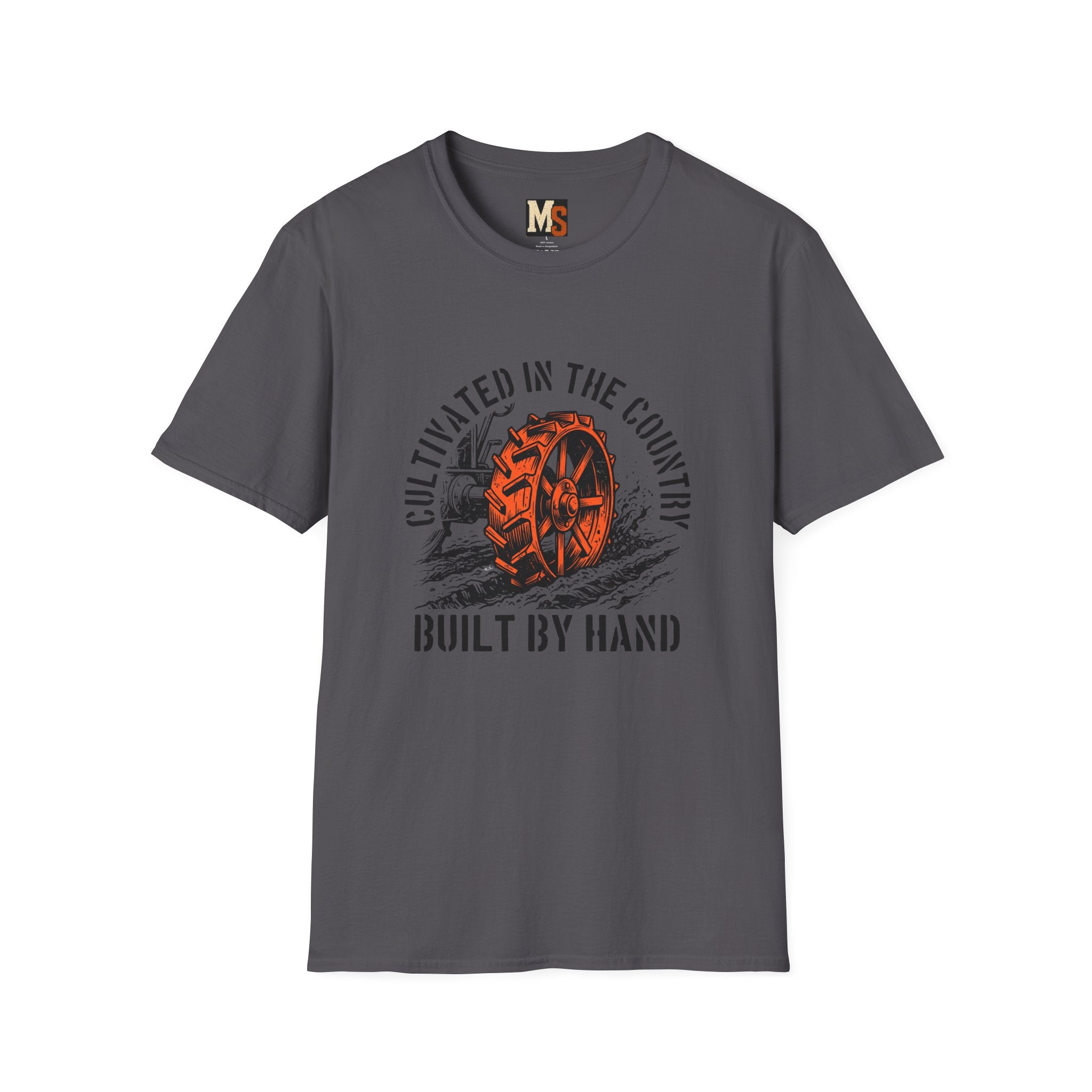 Cultivated in the country - built by hand T-shirt