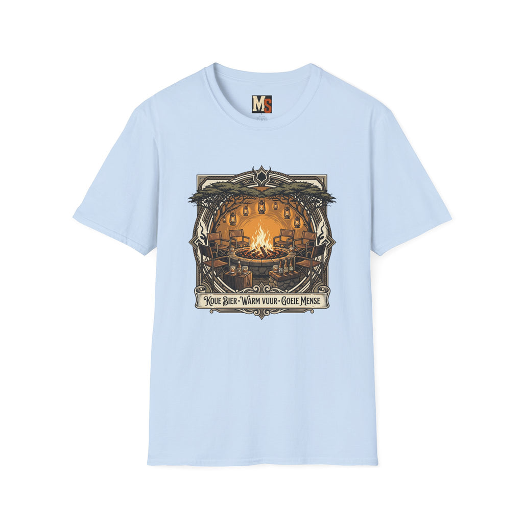 Koue bier, warm vuur, goeie mense T-shirt