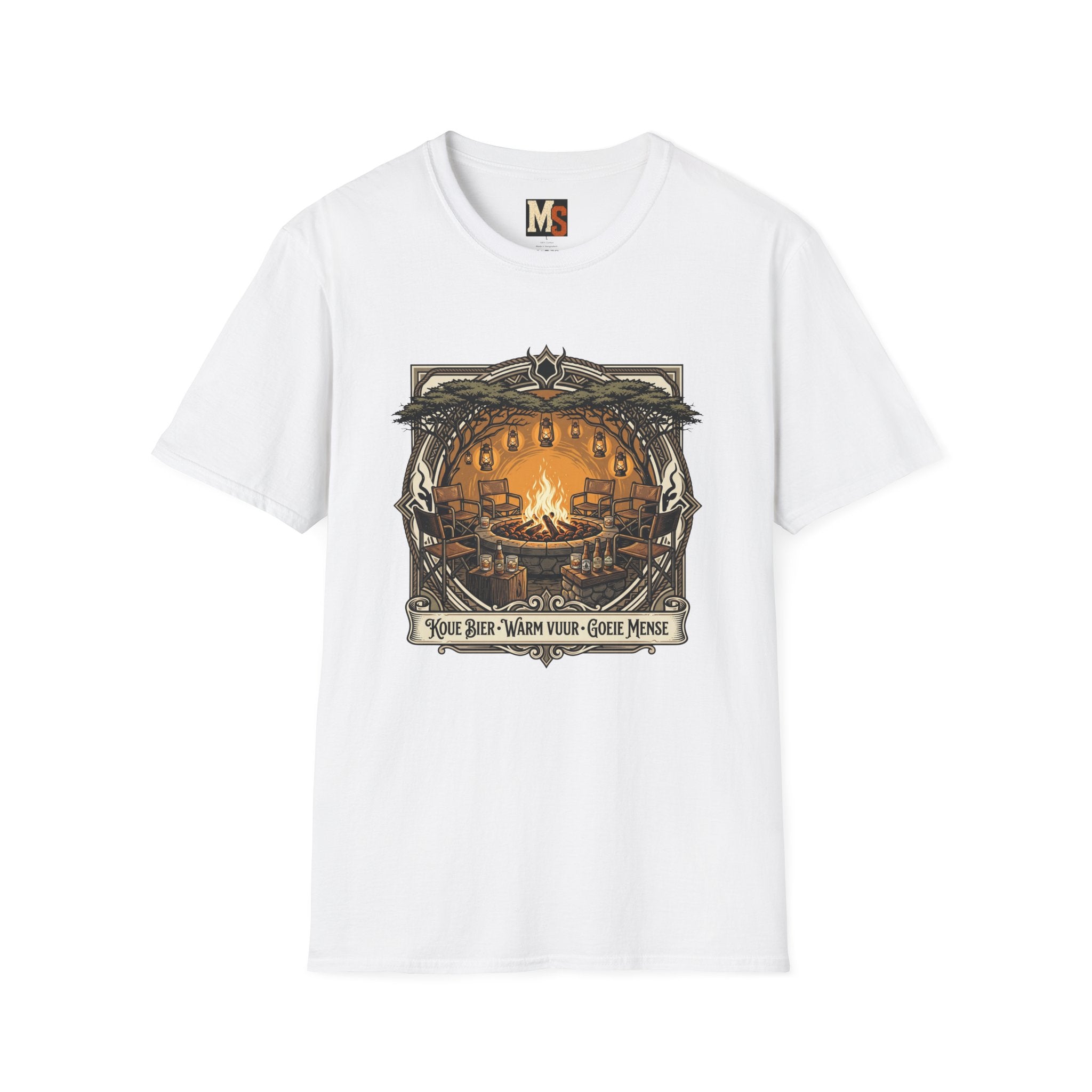 Koue bier, warm vuur, goeie mense T-shirt