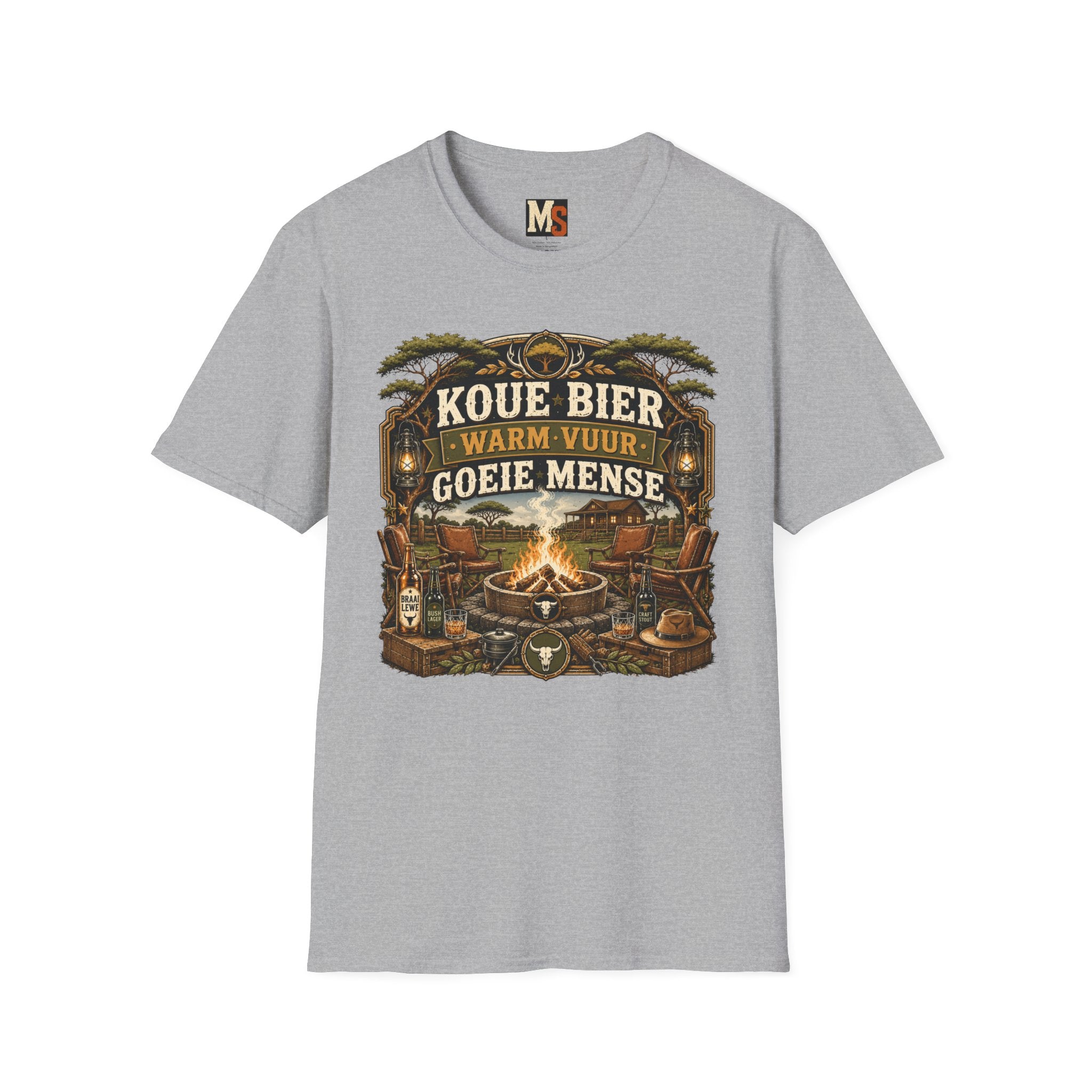 Koue bier, warm vuur, goeie mense T-shirt